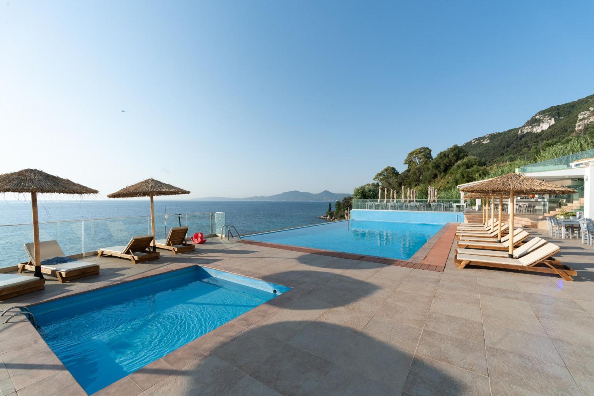 Corfu Maris Bellos Benitses  Luaran gambar